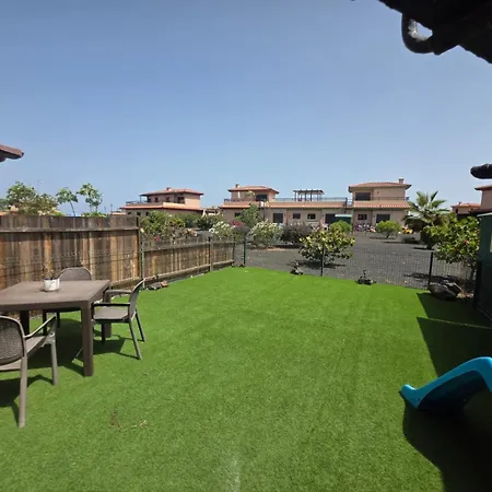 1249 Paradise * Majanicho